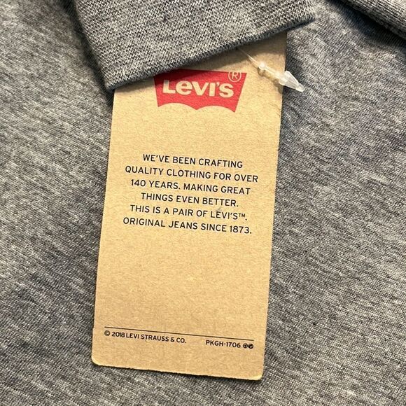 NWT Levi Gray Long Sleeved T-shirt, Size Youth Small - Picture 7 of 7